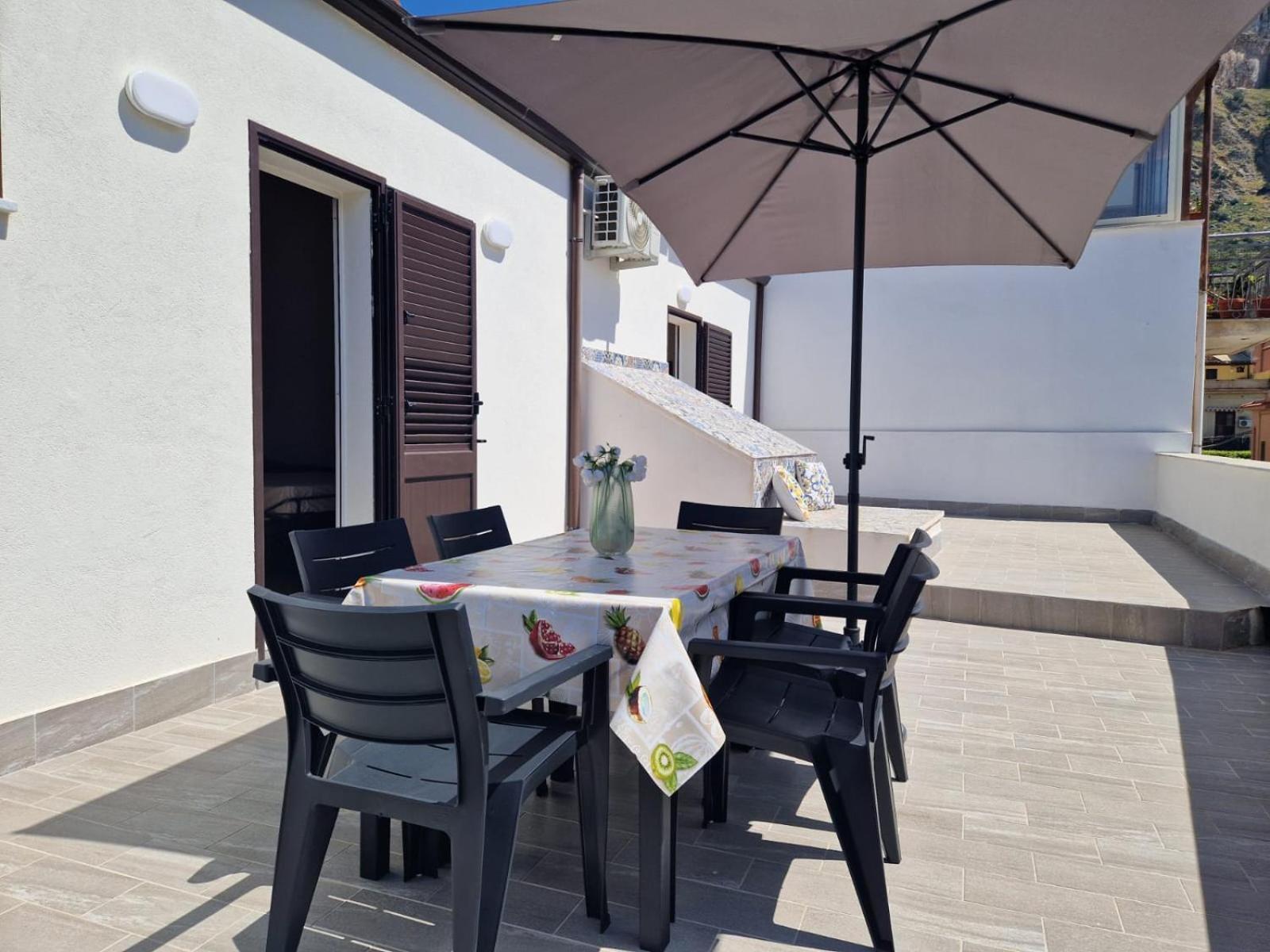 Il Cavaliere Apartment Capaci Exterior photo